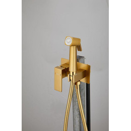 Набор для гигиенического душа Belz B55808-5 (со скрытой частью) золото матовое - фото 