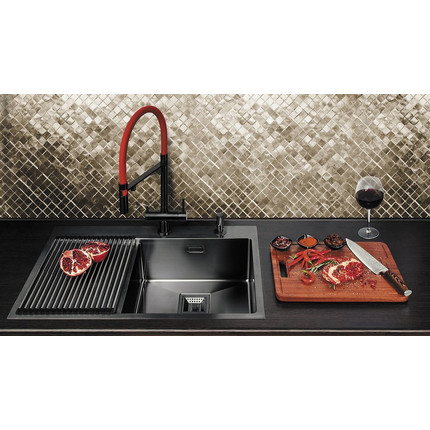 Смеситель для кухни Omoikiri Kanto-PVD-GM 4994013, вороненая сталь/красный - фото 11