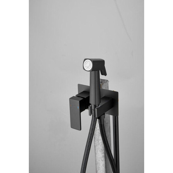 Набор для гигиенического душа Belz B55808-7 (со скрытой частью) чёрный матовый - фото 6