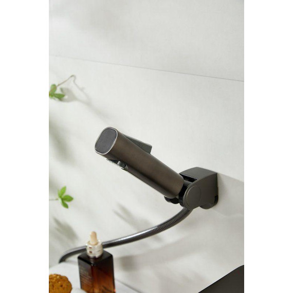 Смеситель для раковины с лейкой для биде Belz B12713-3, оружейная сталь - фото 31