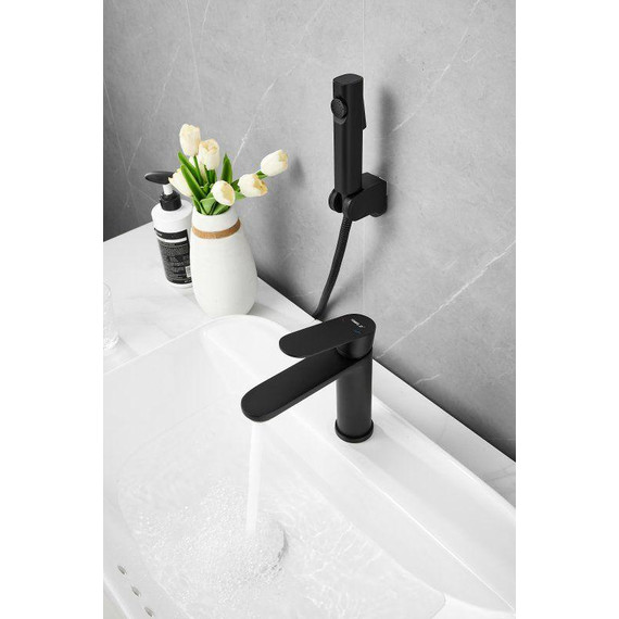 Смеситель для раковины с лейкой для биде Belz B12713-7, чёрный - фото 5