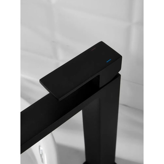 Смеситель для раковины высокий Belz B11613-7, чёрный - фото 15