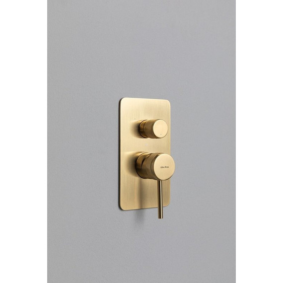 Смеситель для ванны Allen Brau Priority 5.31A11-GB (со скрытой частью) золото - фото 7