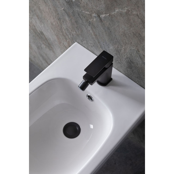 Смеситель для биде Allen Brau Infinity 5.21004-31 (с донным клапаном) чёрный матовый - фото 7