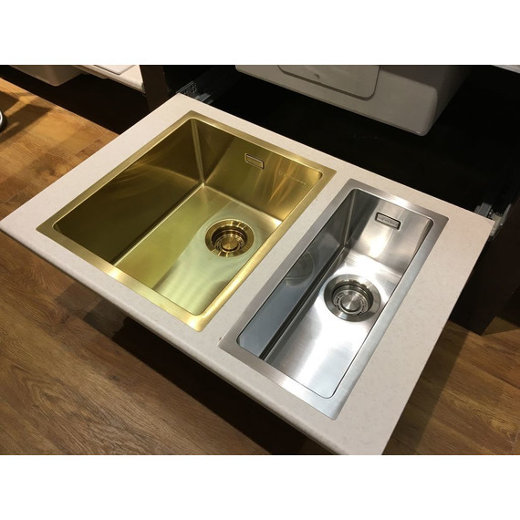 Кухонная мойка Omoikiri TAKI 20-U/IF-IN (4973042) 1,2 мм, нержавеющая сталь, Цвет производителя: нержавеющая сталь матовая - фото 4