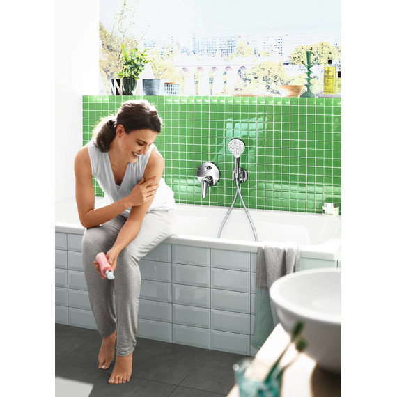 Душевой шланг Hansgrohe Isiflex 28274000 - фото, картинка 3 Душевой шланг Hansgrohe Isiflex 28274000 - фото 3