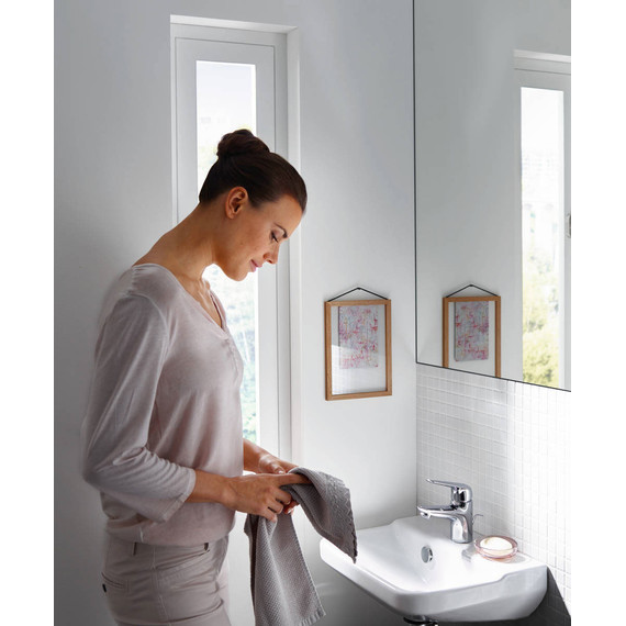 Смеситель для раковины Hansgrohe Novus 71020000 - фото, картинка 4 Смеситель для раковины Hansgrohe Novus 71020000 - фото 4