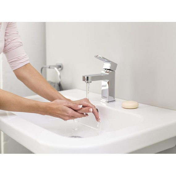 Смеситель для раковины Ravak Chrome CR 012.00 X070041 - фото, картинка 6 Смеситель для раковины Ravak Chrome CR 012.00 X070041 - фото 6