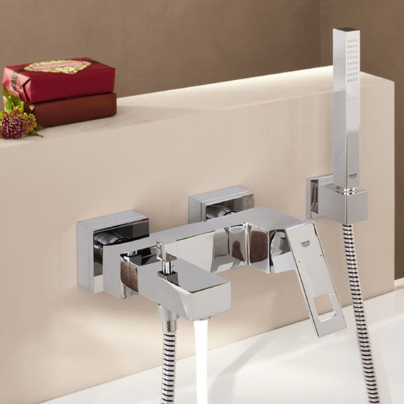 Смеситель для ванны Grohe Eurocube 23140000 - фото, картинка 2 Смеситель для ванны Grohe Eurocube 23140000 - фото 2