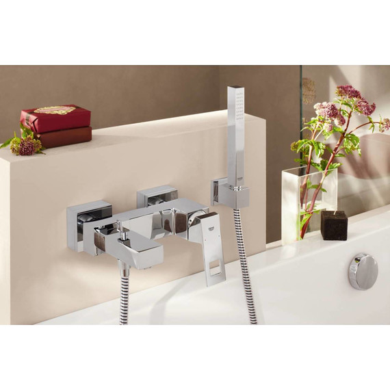 Смеситель для ванны Grohe Eurocube 23141000 - фото, картинка 2 Смеситель для ванны Grohe Eurocube 23141000 - фото 2