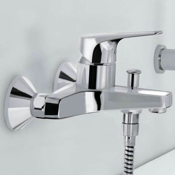 Смеситель для ванны Grohe BauFlow 23756000 - фото, картинка 2 Смеситель для ванны Grohe BauFlow 23756000 - фото 2