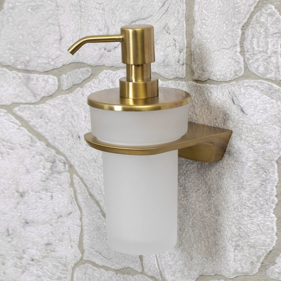 Дозатор для жидкого мыла WasserKraft Aisch K-5999, цвет золото - фото 2