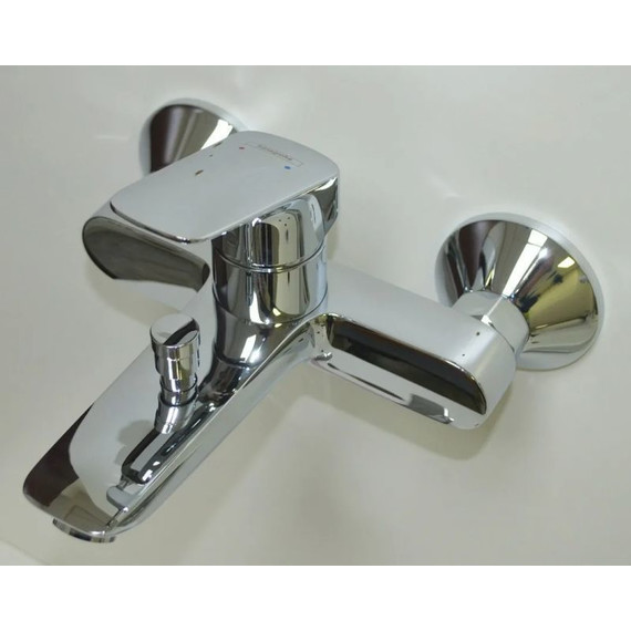 Смеситель для ванны Hansgrohe Logis E 71403000 - фото, картинка 2 Смеситель для ванны Hansgrohe Logis E 71403000 - фото 2