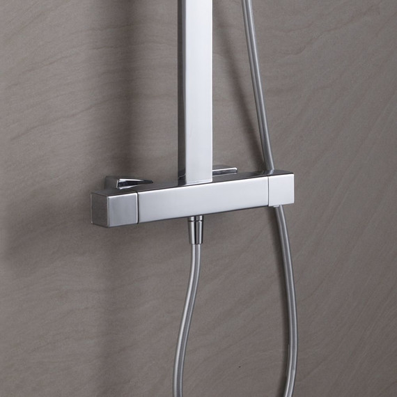 Душевая стойка с термостатом Jacob Delafon Strayt E98321-CP - фото, картинка 4 Душевая стойка с термостатом Jacob Delafon Strayt E98321-CP - фото 4