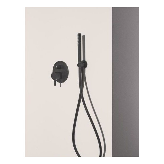 Ручной душ Ideal Standard Silk Black Idealrain BC774XG, черный матовый - фото, картинка 2 Ручной душ Ideal Standard Silk Black Idealrain BC774XG, черный матовый - фото 2