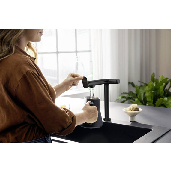 Смеситель для кухни Hansgrohe Aqittura M91 FilterSystem 240 76804670, черный матовый - фото 2