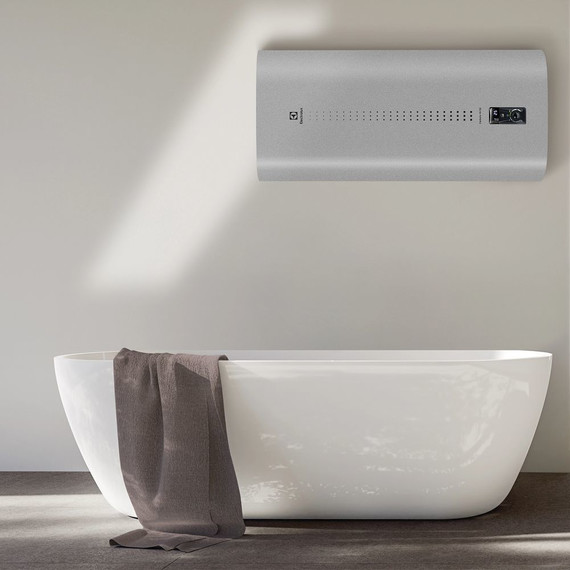 Водонагреватель (бойлер) Electrolux EWH 30 Centurio IQ 3.0 Silver - фото, картинка 13 Водонагреватель (бойлер) Electrolux EWH 30 Centurio IQ 3.0 Silver - фото 13