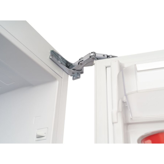 Встраиваемый двухкамерный холодильник Schaub Lorenz SLU E235W5 - фото, картинка 3 Встраиваемый двухкамерный холодильник Schaub Lorenz SLU E235W5 - фото 3