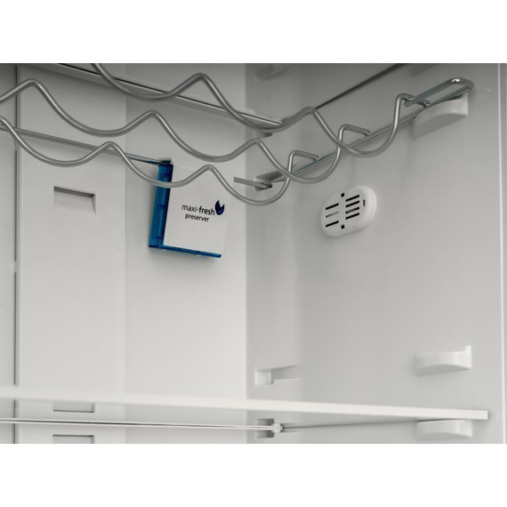 Встраиваемый холодильник Schaub Lorenz SL SE311WE - фото, картинка 14 Встраиваемый холодильник Schaub Lorenz SL SE311WE - фото 14