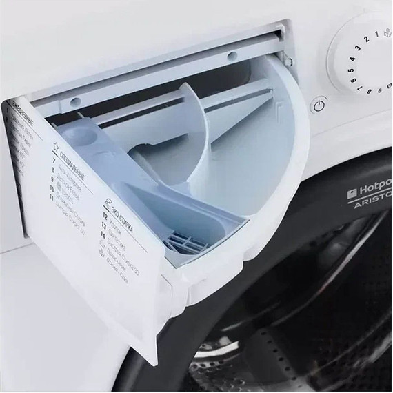 Стиральная машина Hotpoint-Ariston VMSL 501 B - фото 4