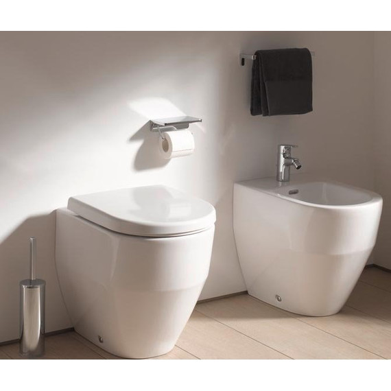 Унитаз напольный приставной Laufen Pro 8.2295.2.000.000.1 - фото, картинка 2 Унитаз напольный приставной Laufen Pro 8.2295.2.000.000.1 - фото 2